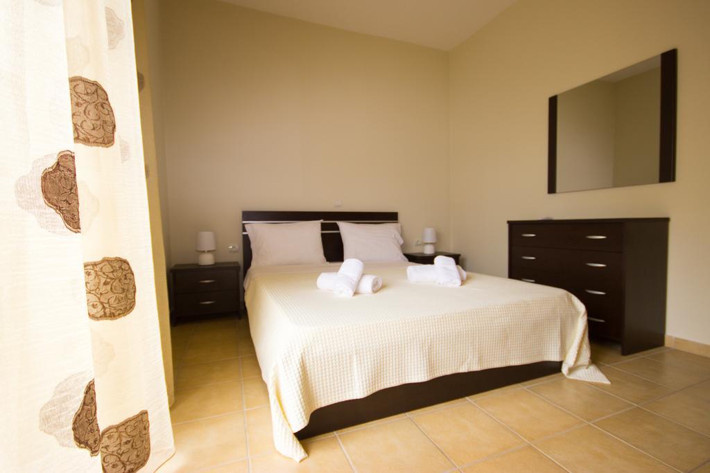 Angel Luxury Apartments Keramoti  Ngoại thất bức ảnh