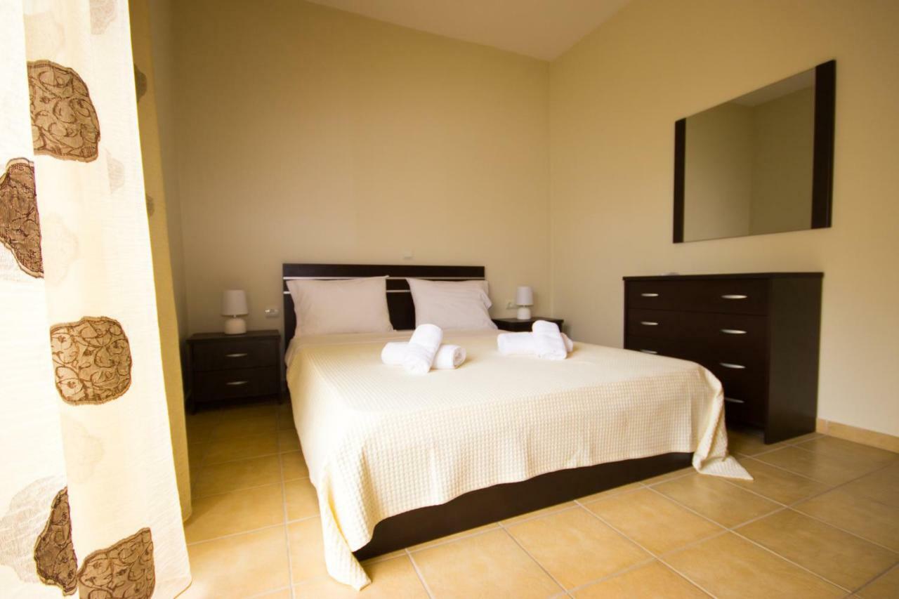 Angel Luxury Apartments Keramoti  Ngoại thất bức ảnh